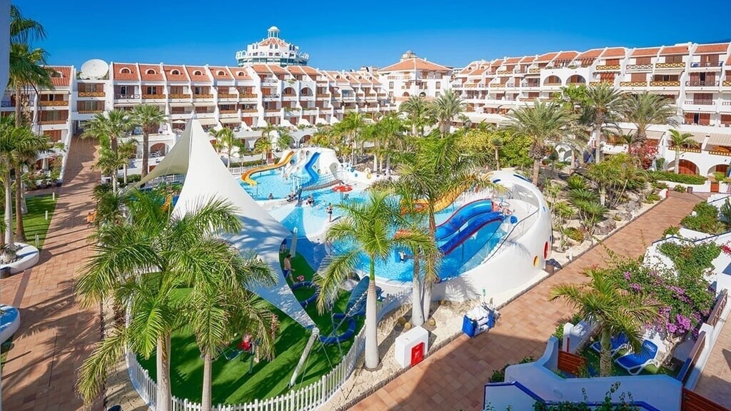 Parque Santiago III and IV Apartments